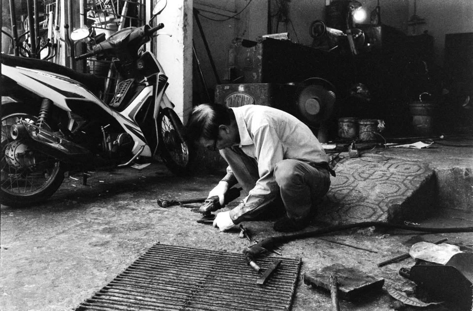Toàn cảnh tiệm sửa xe
